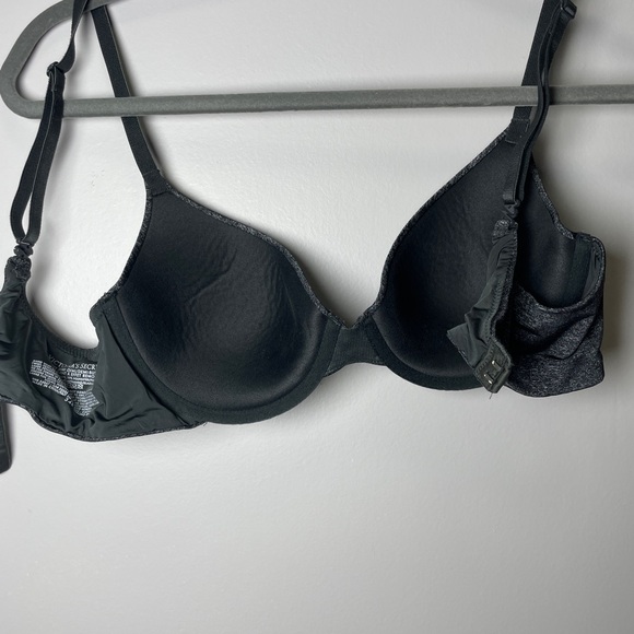 Lot of 3 Victoria’s Secret bras 34B - Picture 4 of 10